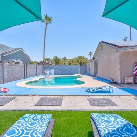 Fab Phx Getaway W/ Pool & Fire Pit Villa Phoenix Exterior photo