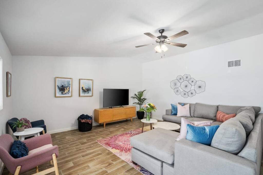 Fab Phx Getaway W/ Pool & Fire Pit Villa Phoenix Exterior photo