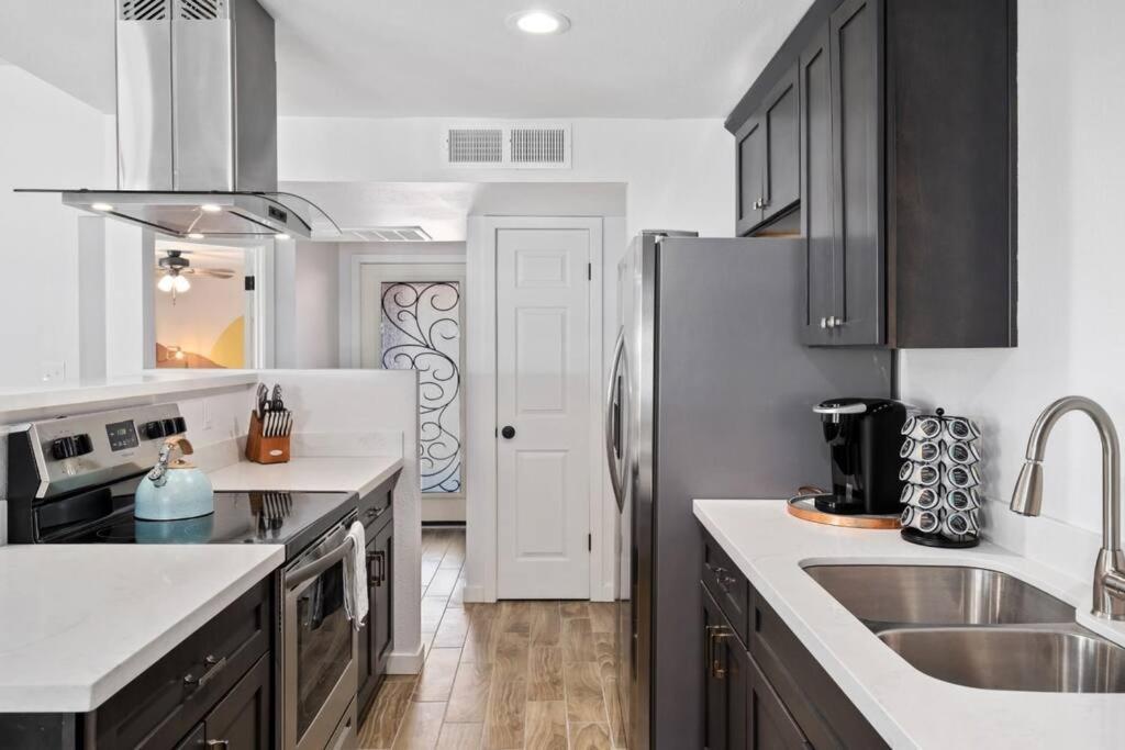 Fab Phx Getaway W/ Pool & Fire Pit Villa Phoenix Exterior photo