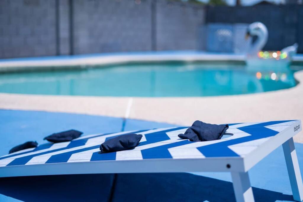 Fab Phx Getaway W/ Pool & Fire Pit Villa Phoenix Exterior photo